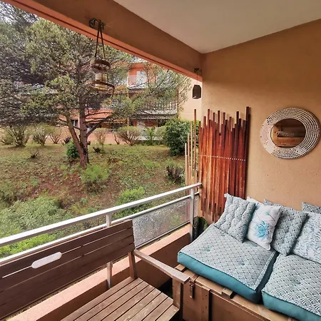 Le Charme De L'intimite Et Jeux De Roles Apartment *