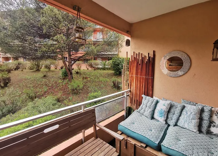 Le Charme De L'intimite Et Jeux De Roles Apartment *