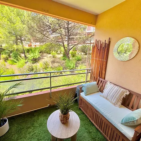 2 Pièces Avec Terrasse à Sainte-maxime, Proche Centre Et Plages Appartement Sainte-Maxime
