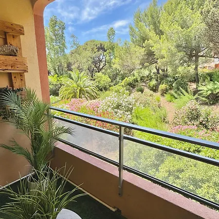 - Terrasse, Clim & Parking *